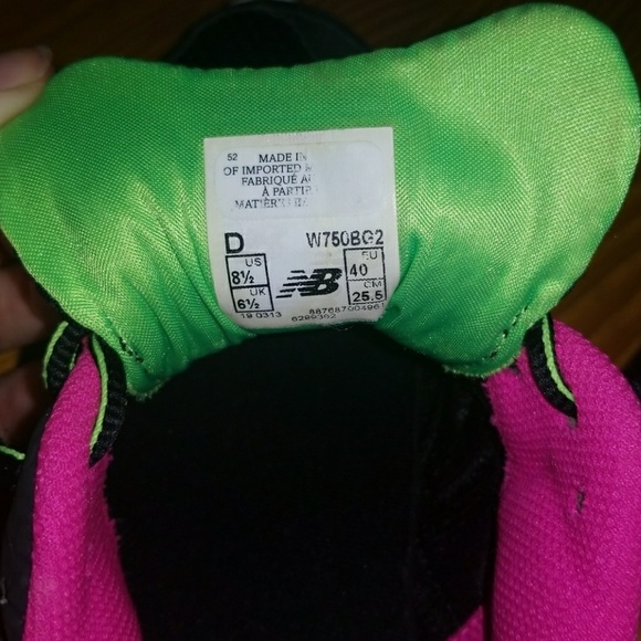 New Balance Running Sneakers - Picture 5 of 6